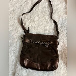 Coach Vintage Shoulder Bag-Chain Detail Signature Canvas & Leather Trim USA made
